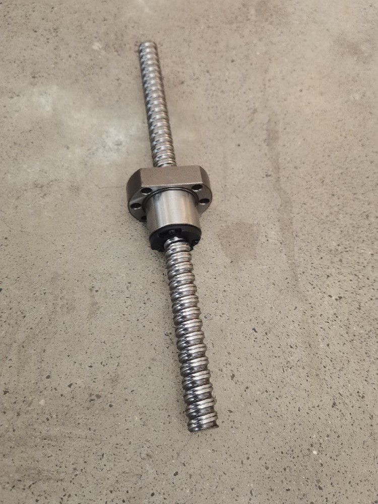 Miniature ball screw