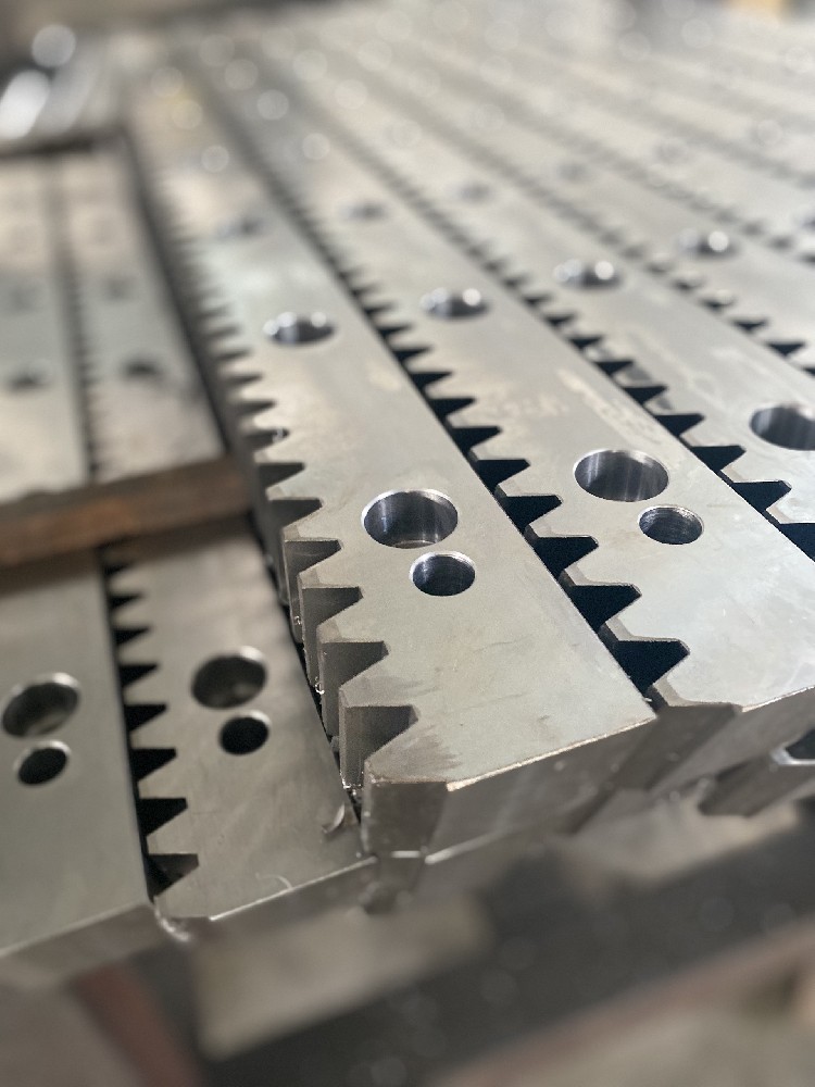 　Rack Gear